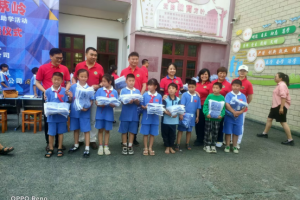 深圳狮子会情系茅岭小学，爱心捐赠暖人心